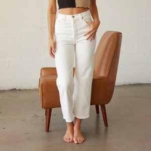 Levi's Women's Straight Leg Ribcage Jeans - White